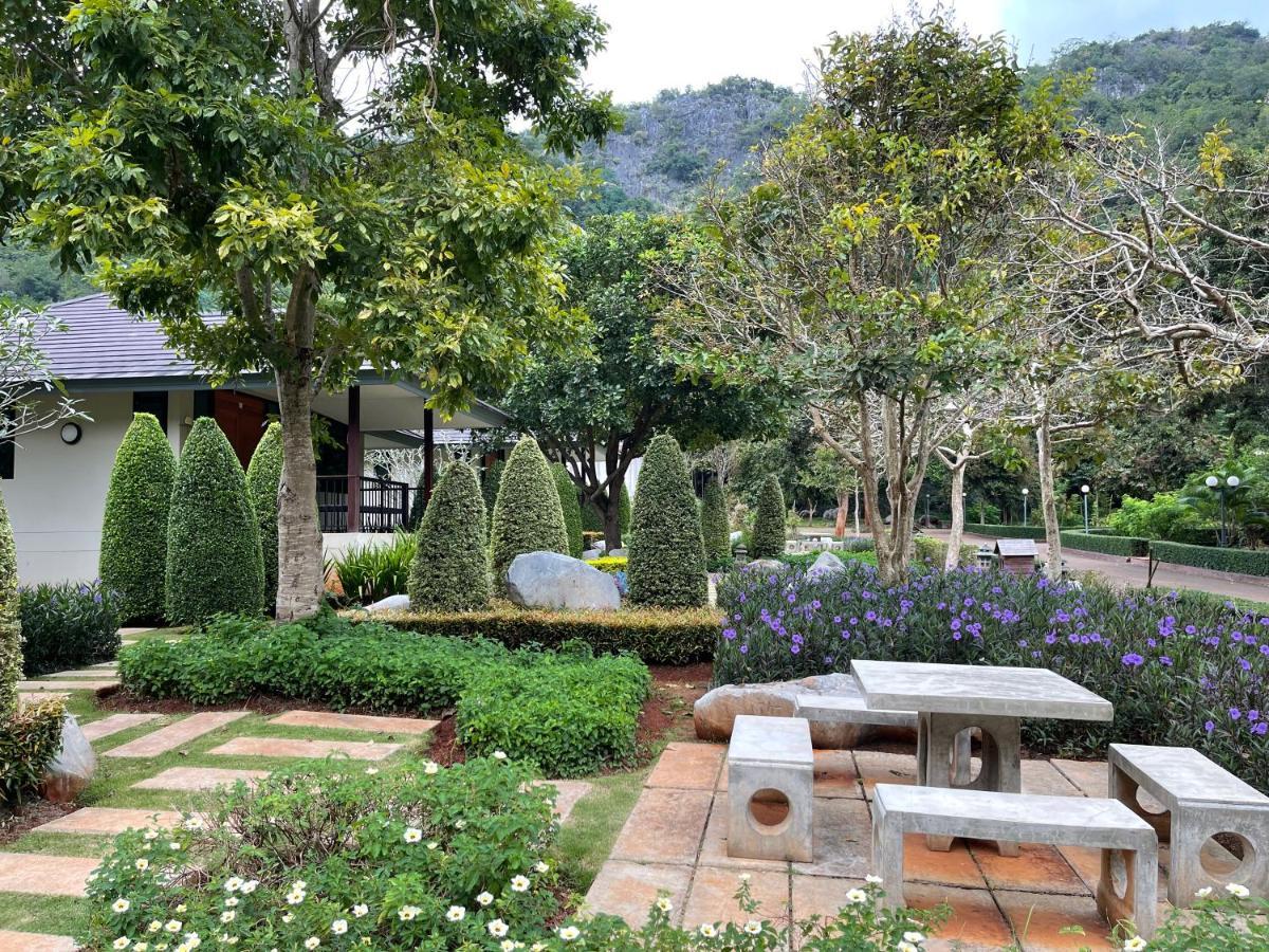 Khaokhab Lodge Nong Nam Daeng Exteriör bild