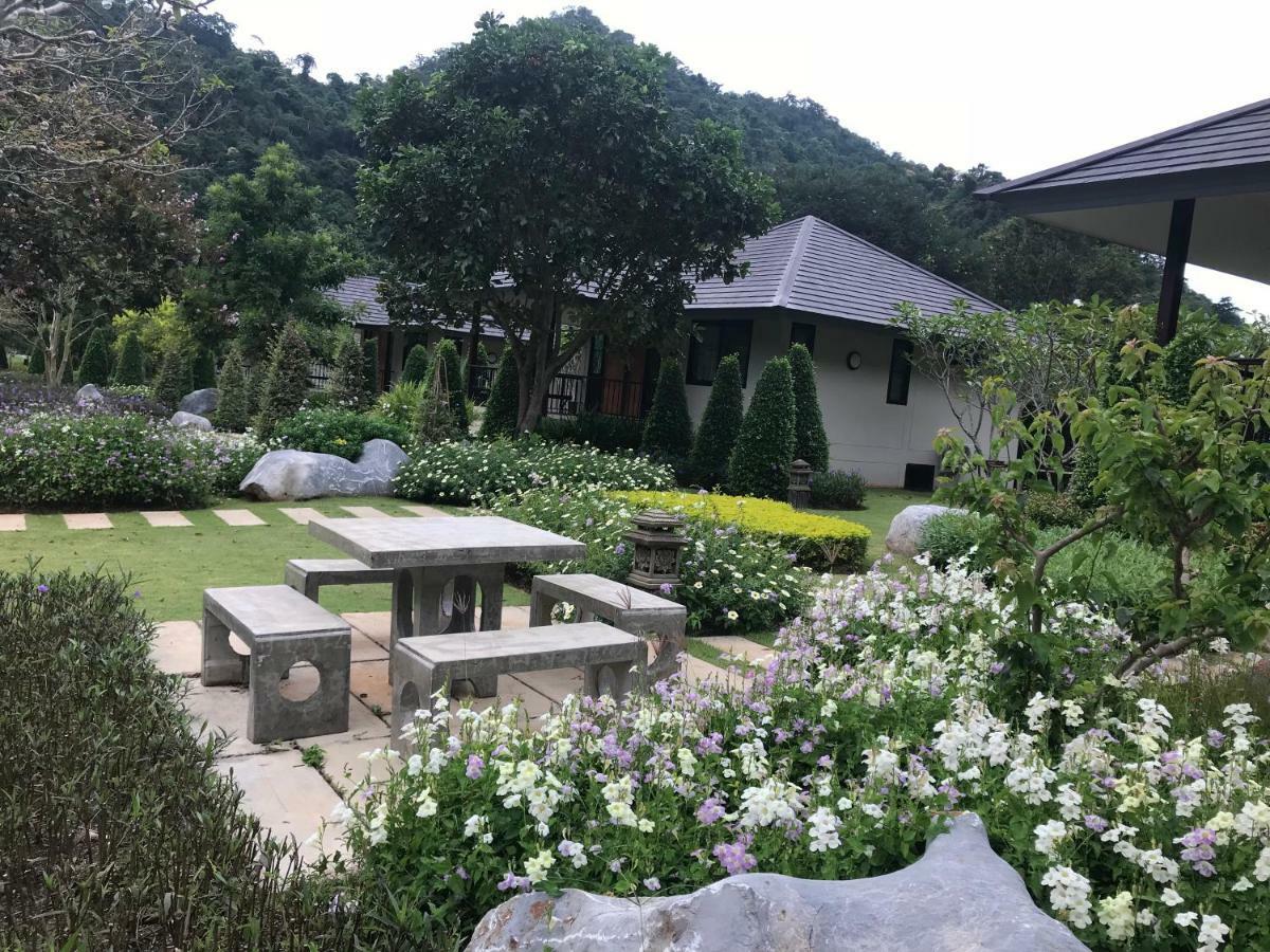 Khaokhab Lodge Nong Nam Daeng Exteriör bild