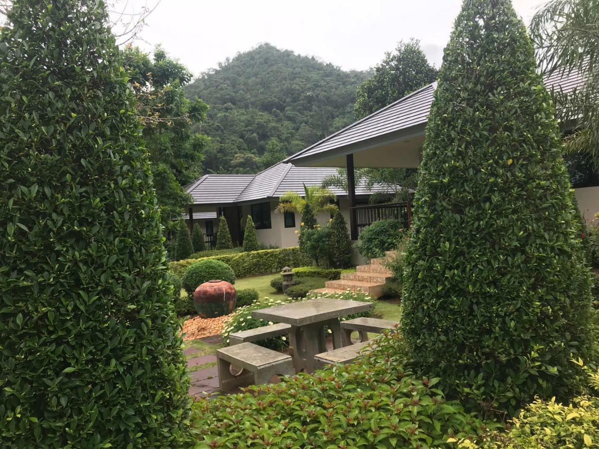 Khaokhab Lodge Nong Nam Daeng Exteriör bild